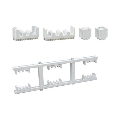 GCK、GCS、MNS柜體用母線夾系列(新產(chǎn)品)HG4-4、HG4-4